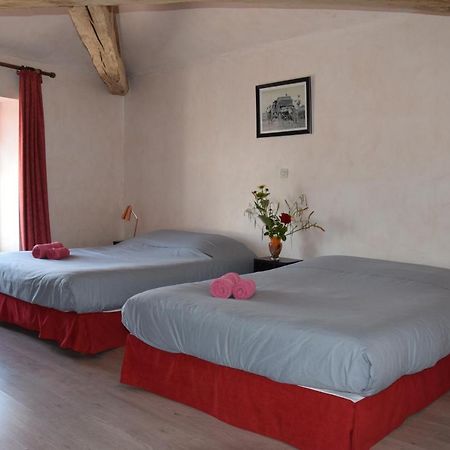 La Ferme Des 3 Suissesses Bed & Breakfast Saint-Paul  Eksteriør bilde