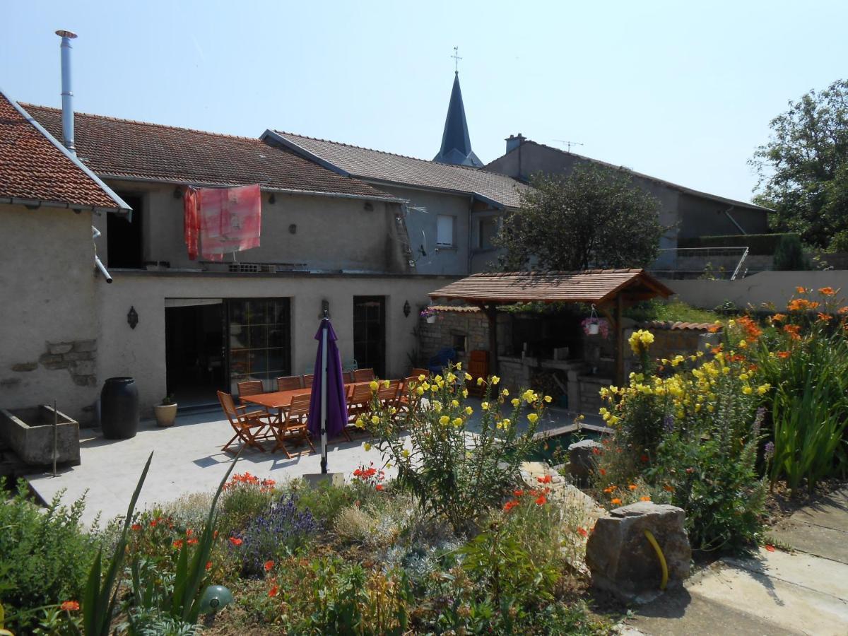 La Ferme Des 3 Suissesses Bed & Breakfast Saint-Paul  Eksteriør bilde